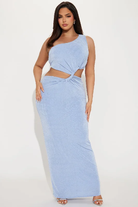 Cassandra Slinky Maxi Dress - Light Blue