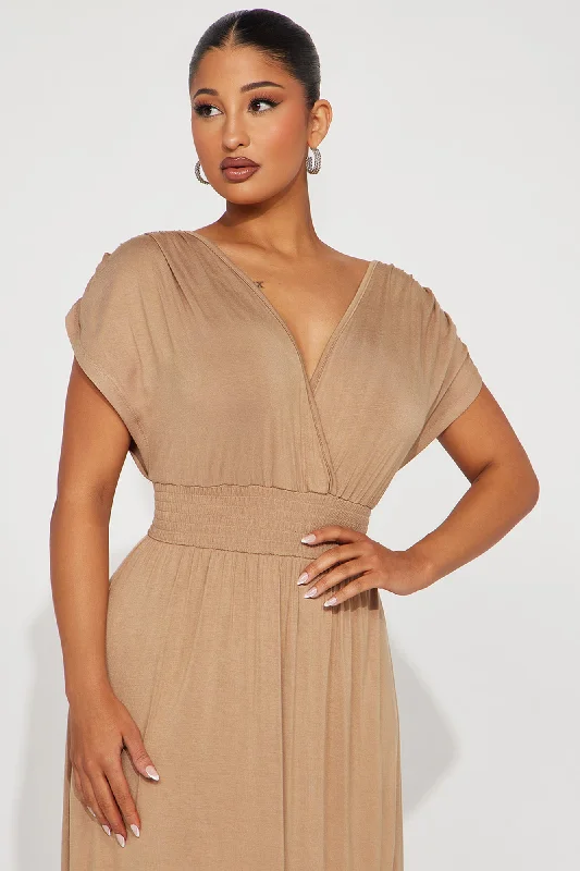 Eva Ruched Maxi Dress - Taupe