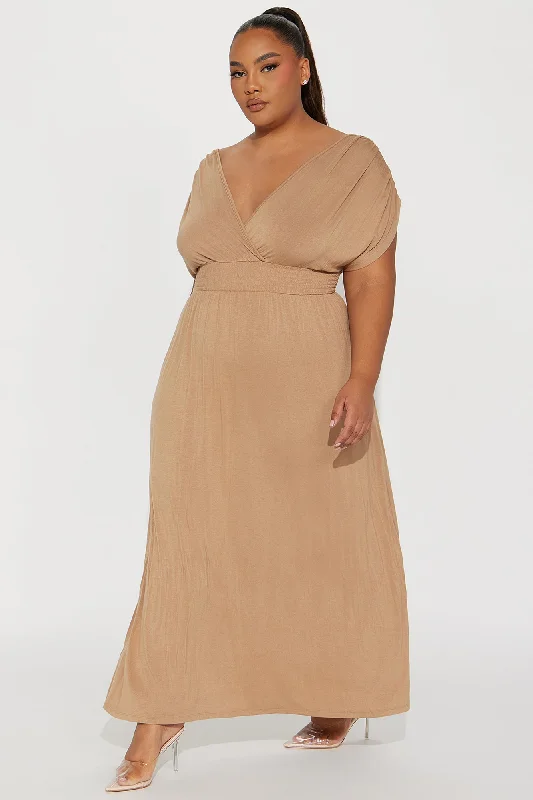 Eva Ruched Maxi Dress - Taupe