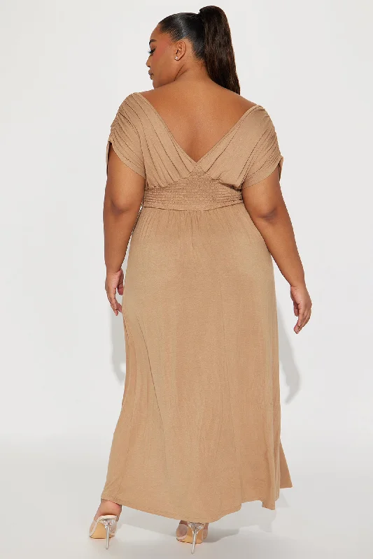 Eva Ruched Maxi Dress - Taupe