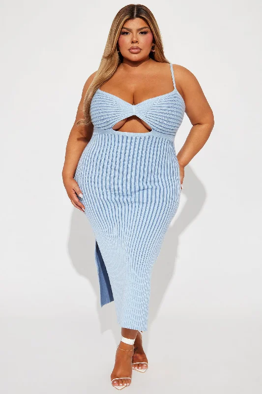 Nora Knit Maxi Dress - Light Blue