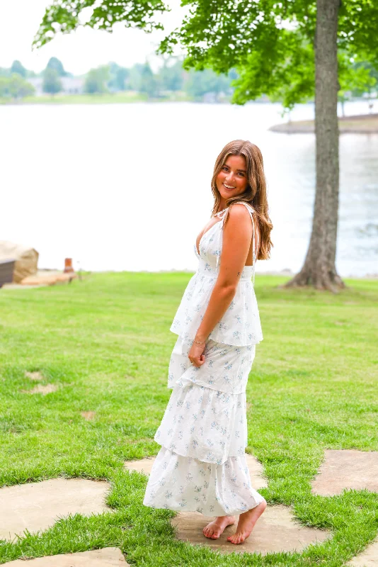 WHITE FLORAL MAXI DRESS