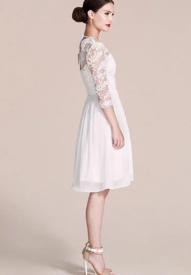 3-4 Sleeved V-neck Knee-length Dress With Lace