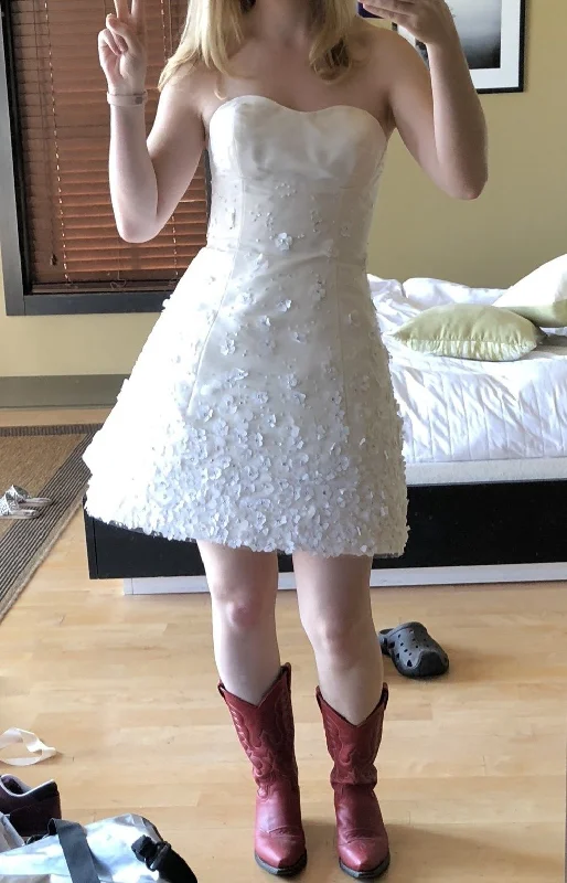 Oscar de la Renta Floral Applique Short Cocktail Wedding Dress