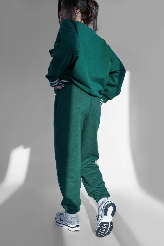 Kaiia Cuffed Sweat Pants in Dark Green